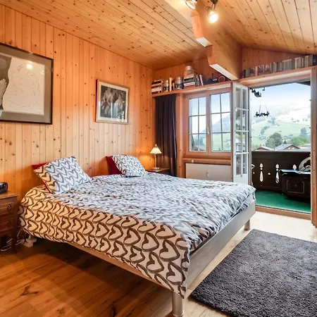 Bright With Balcony In 100 M² Appartement *