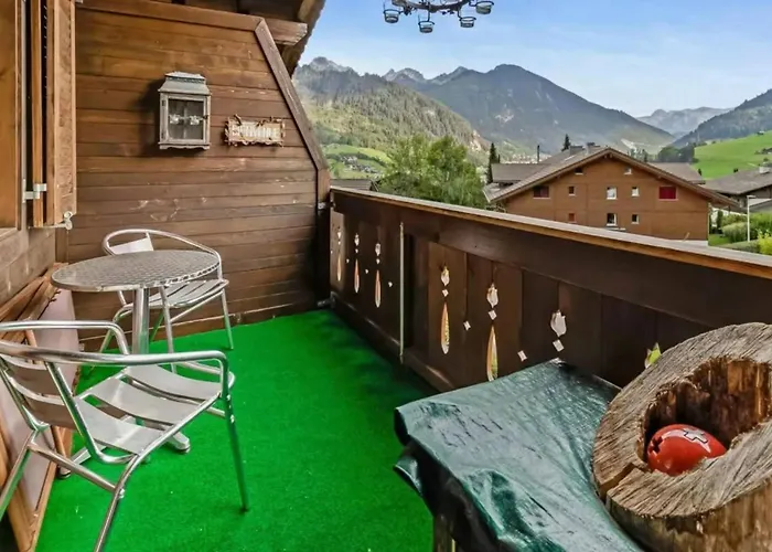 Lägenhet Bright With Balcony In 100 M² *