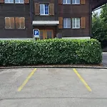 Bright With Balcony In 100 M² アパート ツヴァイジンメン